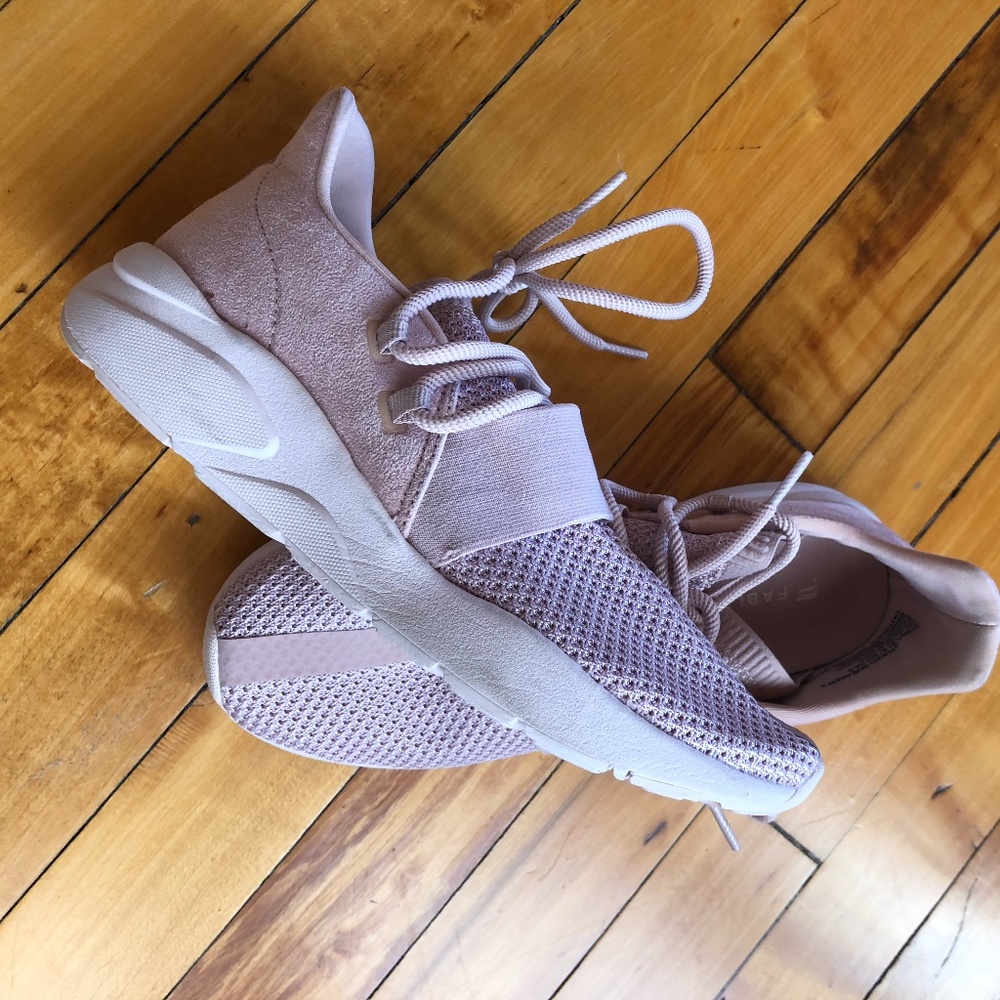 Fabletics Zuma Studio Sneaker